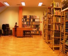 Gieraltowiec biblioteka 